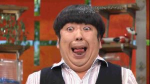 バナナマン日村　体を震わせ涙を流し、起き上がれなくなり…ロケ番組中に起こった「休養発表直前の異変」が話題に