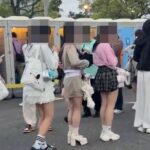 【iLiFE】アイドルフェス会場の男子トイレが外から丸見えで「人権が無い」と物議…「日本でこんなことが…」外国での意見も多数