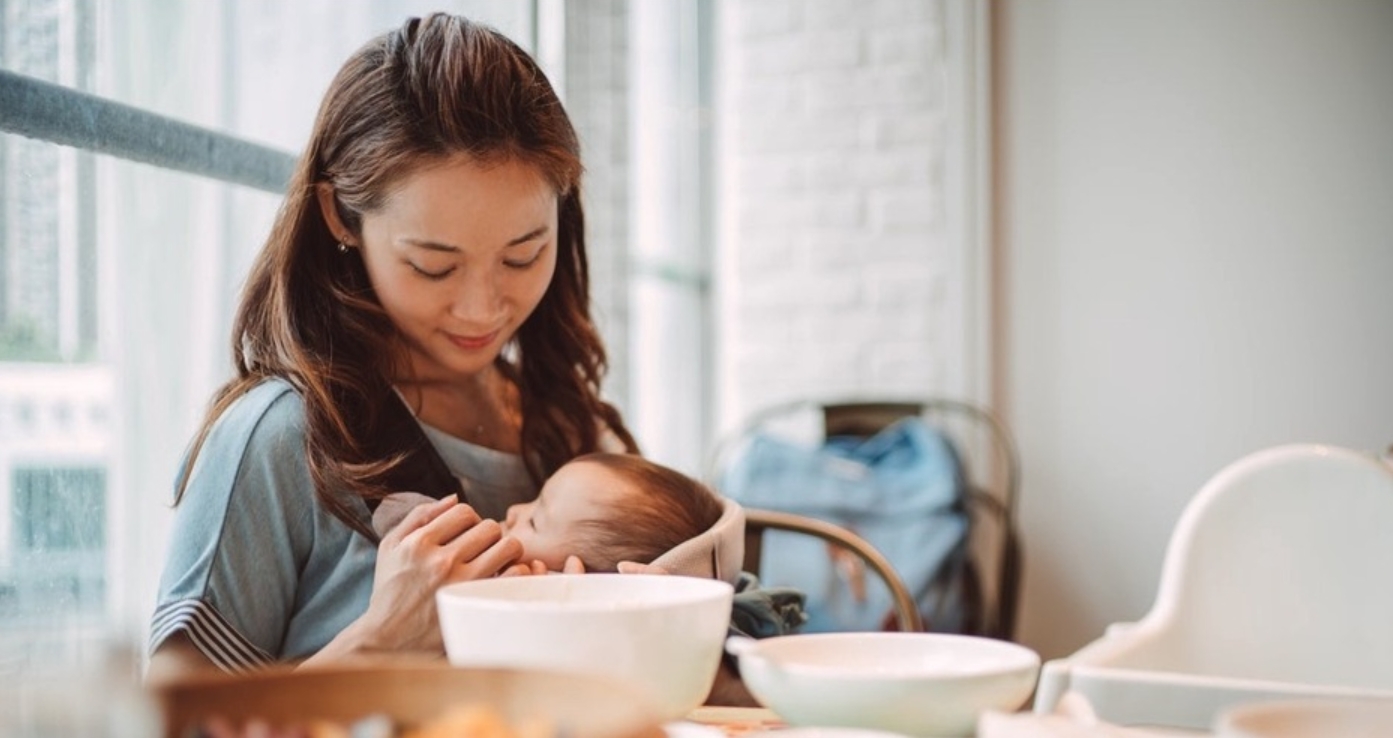 【授乳】「授乳は性的なものではない」カフェでの授乳をダメと言われた親のSNS投稿に賛否…公共の場での授乳を法律で保護する国も