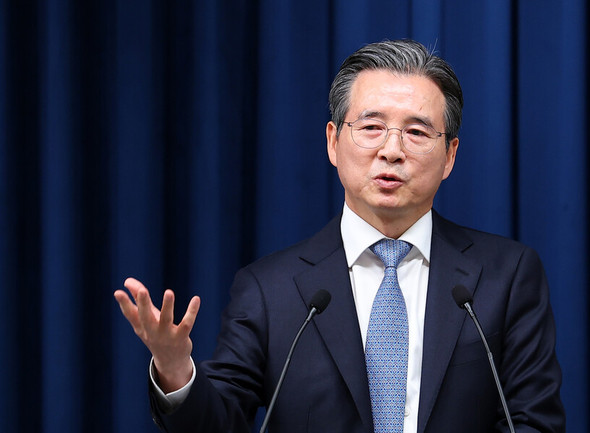 【韓国】キム・ヨンボム政策室長、関税圧力かける米国に「韓国が踏まれっぱなしだと思うな、踏む足もただじゃ済まない」