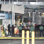 【横浜ゴム三島工場刺傷事件】救急搬送は20代から50代の男性15人　うち６人が重傷、容疑者はガスマスクつけて液体まいたか　