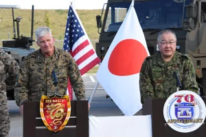 【米軍】在日海兵隊トップ、ロジャー・ターナー司令官 レーダー照射は「挑発的」