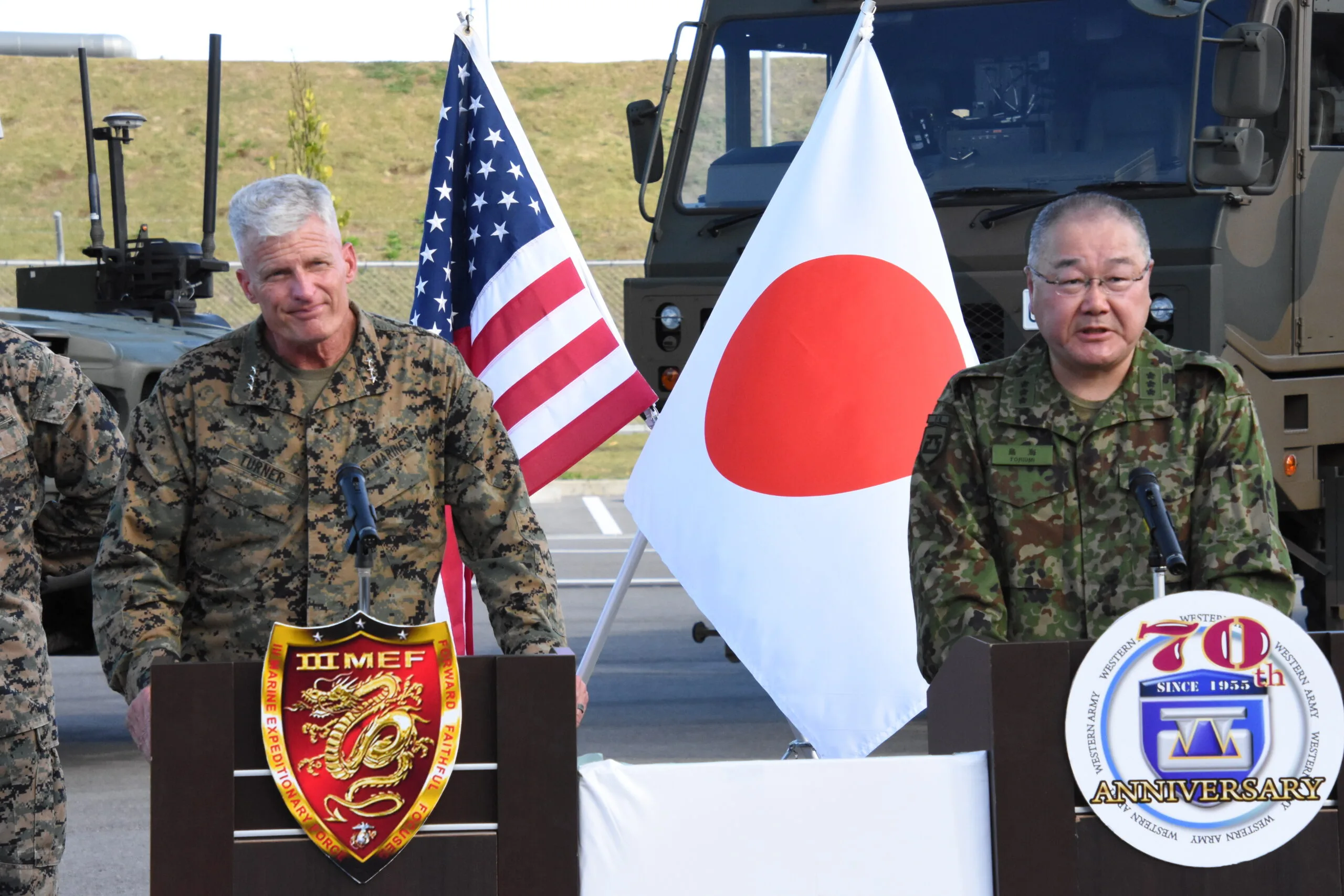 【米軍】在日海兵隊トップ、ロジャー・ターナー司令官 レーダー照射は「挑発的」