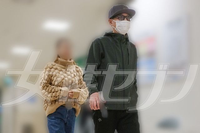 【中居正広】騒動後も支え続けた15年来の恋人と百貨店で買い物デート《初2ショット》