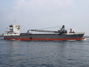 青森・三沢沖で漁船・第六十五興富丸と貨物船・末広丸が衝突　4人救助も意識不明