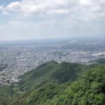 【岐阜】金華山で登山客に道を譲ろうとして50ｍ下に転落、死亡…