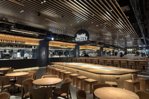 【タイムアウトマーケット大阪】大阪駅直結なのに…子連れファミリーも外国人観光客も完全スルー　開業1年で「廃墟」と呼ばれる理由