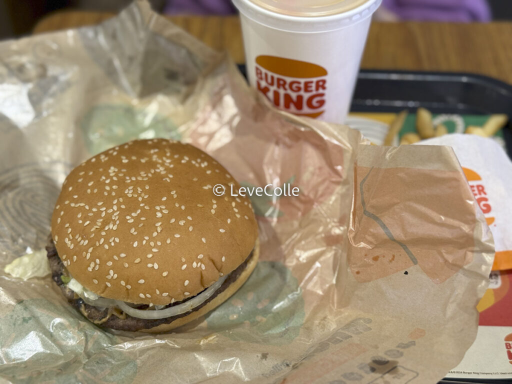 【バーガーキング】無料カスタム「オールヘビー」はどれだけトッピングが増えるのか？ 通常との比較が話題に