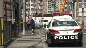 【東京・福生】ハンマーで2人殴り警察官6人と母親に農薬噴射　自宅に一時“立てこもり”も 警視庁が突入も姿なし 裏口から逃走か…