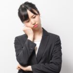 公務員が明かす「お役所仕事」の不毛さ　「看板を右に置くか左に置くかで5人で30分悩む」