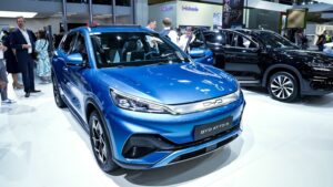 【中国】 BYDの「快進撃」はインチキだった！！隠れ負債7兆円超 サプライヤーへの代金支払いを先延ばし　中国EV産業の末路…