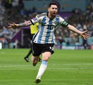 【サッカーW杯】メッシ “ハットトリック”の疑惑の判定映像がSNSで拡散炎上騒ぎに