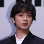 【松本潤】嵐ラストライブはデビュー前に買った思い出のクロムハーツを身に着けてステージに…