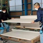 【ガテン系】30kgの荷物が「わずか3kg」の負担に。現場で普及する“装着型アシストスーツ”「マッスルスーツR」の実力とは