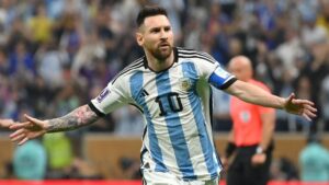 【サッカーW杯】メッシの驚きすぎる極端データ、走行距離は“618人中618位”　得点は“618人中1位”…