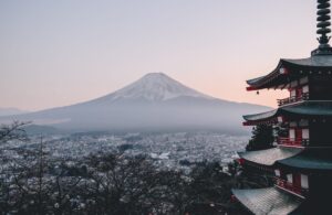 【速報】 日本のGDP、インドに抜かれたはずが抜き直してしまう　インド、通貨ルピー安により世界4位のはずが英国にも抜かれ6位に