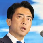 小泉進次郎防衛相が靖国神社を参拝