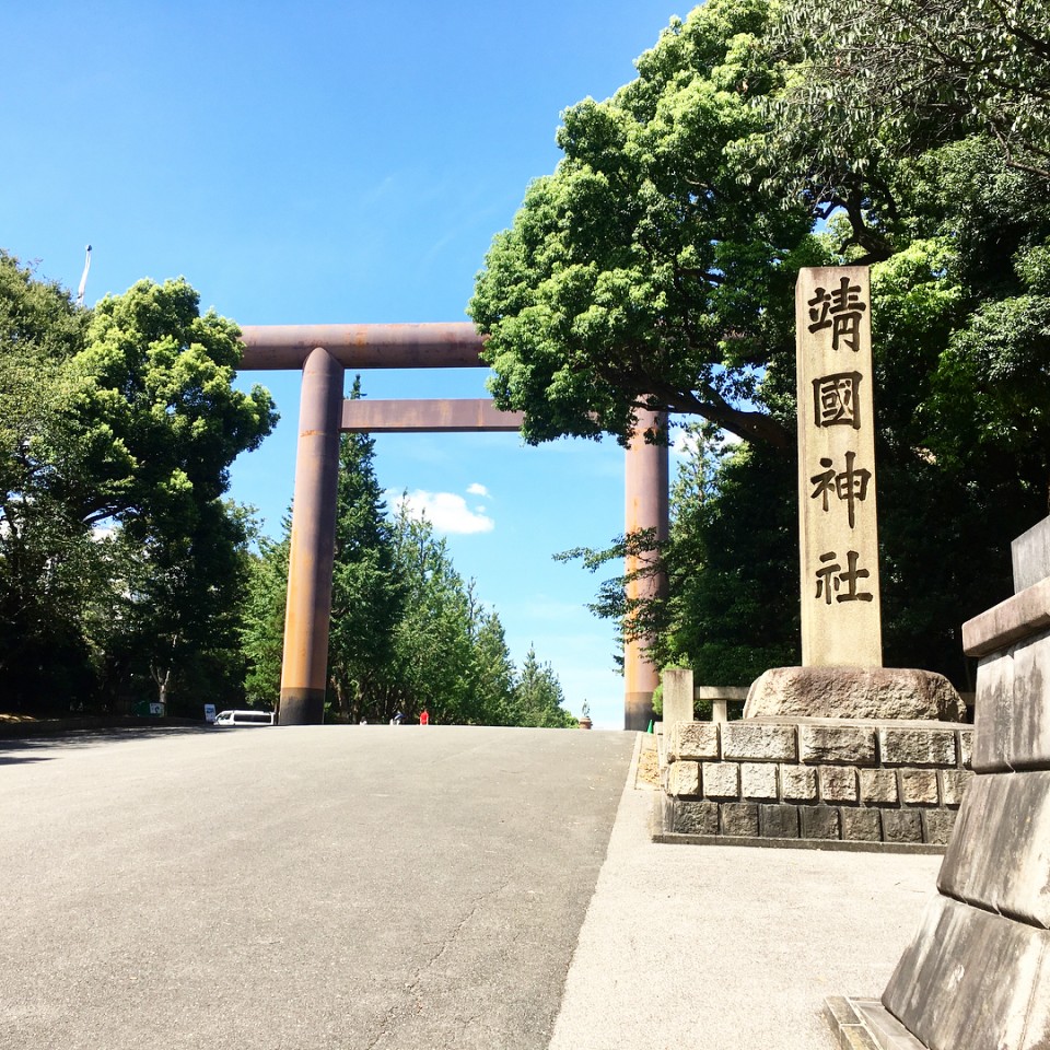靖国神社、境内におけるコスプレや軍装の禁止を発表　「ご神霊をお祀りする厳粛な神聖なる場所でございます」