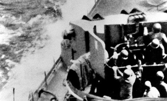 【歴史】「ああァ、だまされちゃった。今度生れる時はアメリカへ生れるぞ」22歳で戦死した特攻隊員が出撃前に残した“本音”が話題に…